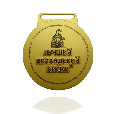 Exhibición de medallas y trofeos de metal de diseño barato personalizado 2019